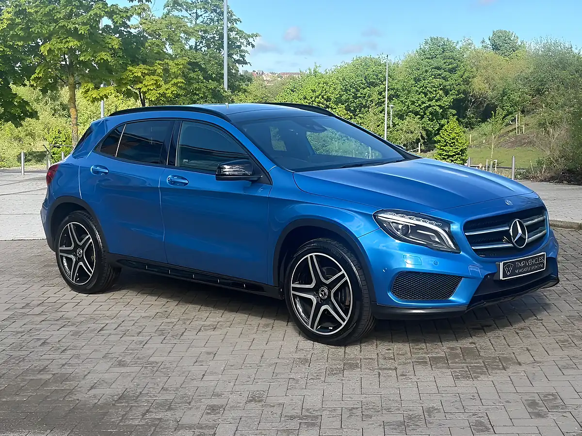 Used 2015 Mercedes-Benz Gla AMG Line (premium Plus) Blue - Interior and Exterior details 3
