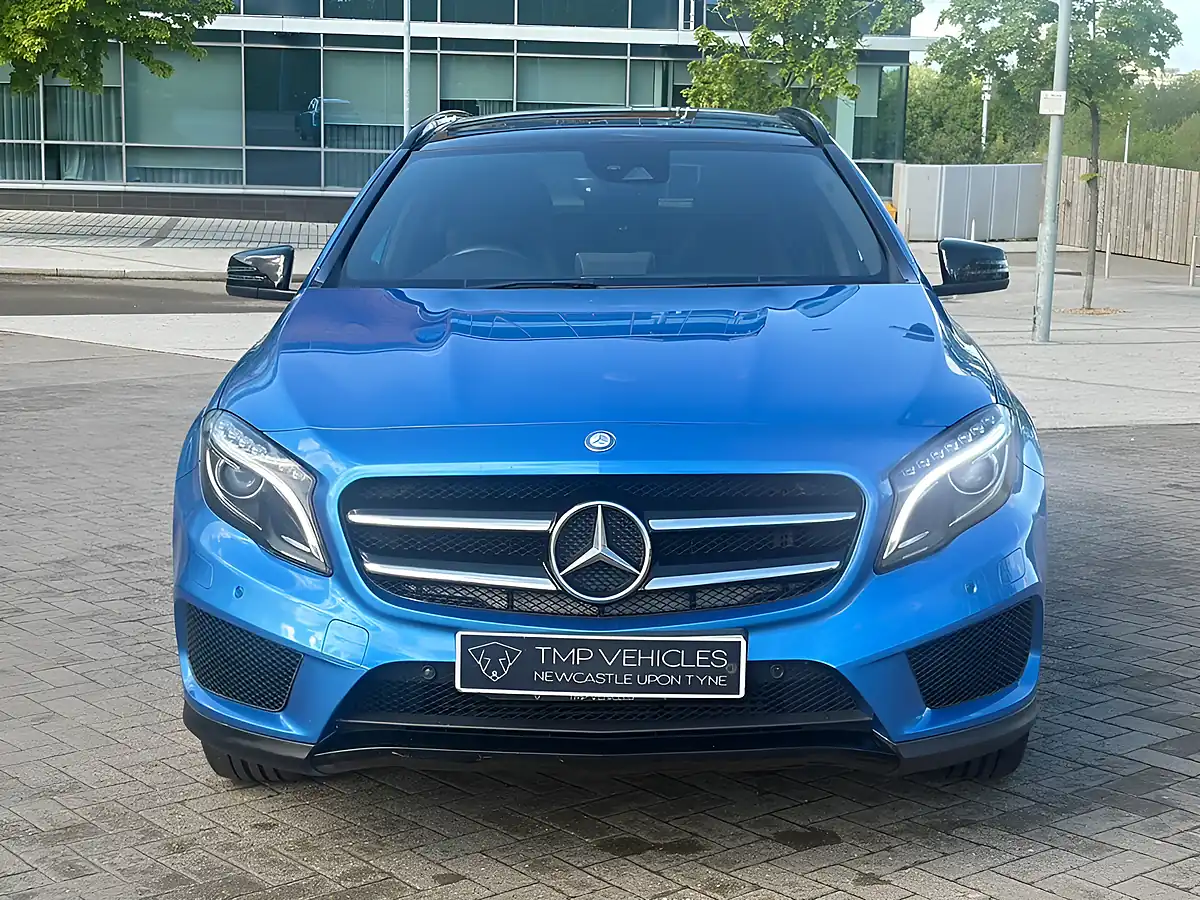 Used 2015 Mercedes-Benz Gla AMG Line (premium Plus) Blue - Interior and Exterior details 7