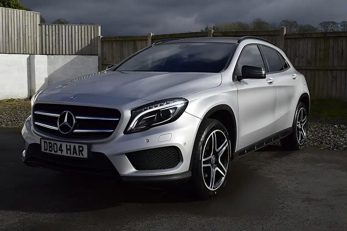 Used 2015 Mercedes-Benz Gla AMG Line Premium Plus Silver - Interior and Exterior details 3