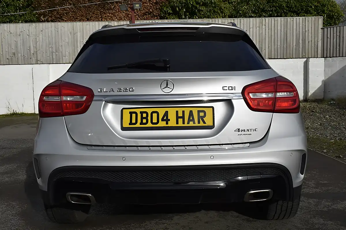 Used 2015 Mercedes-Benz Gla AMG Line Premium Plus Silver - Interior and Exterior details 7