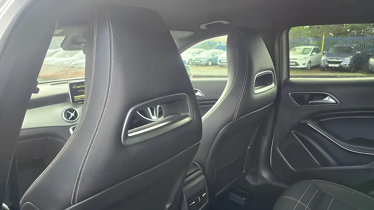 Used 2015 Mercedes-Benz Gla AMG Line Premium Silver - Interior and Exterior details 11
