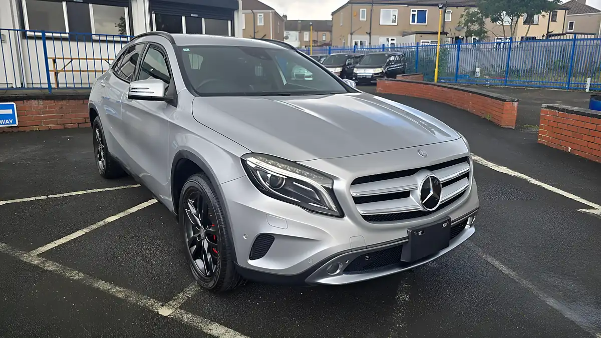 Used 2015 Mercedes-Benz Gla AMG Line Premium Silver - Interior and Exterior details 16
