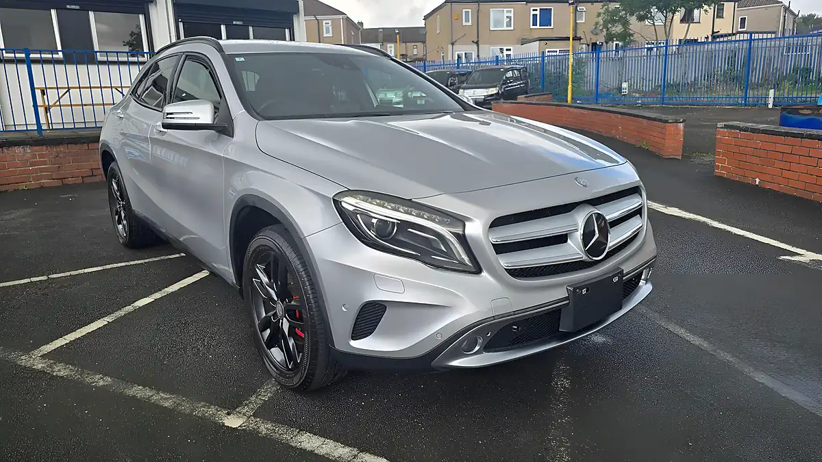 Used 2015 Mercedes-Benz Gla AMG Line Premium Silver - Interior and Exterior details 2