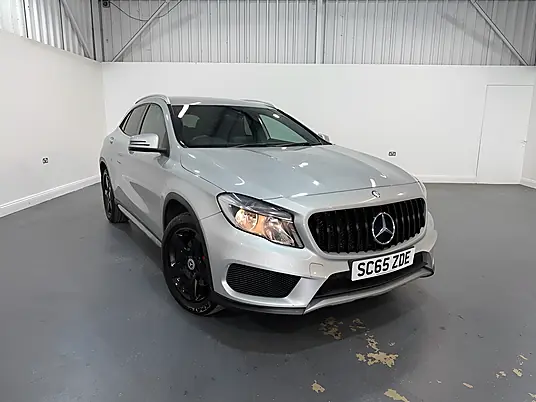 2015 Mercedes-Benz GLA GLA220d AMG Line