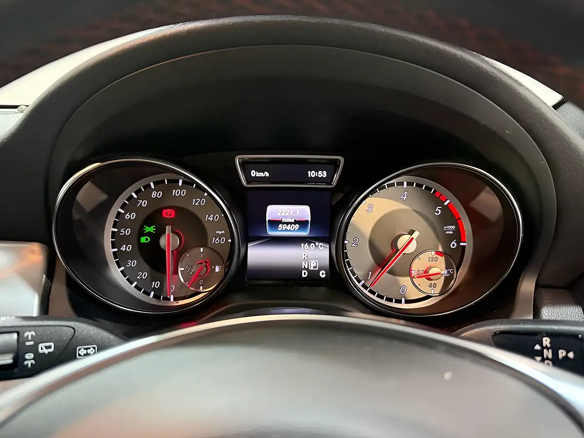 Used 2015 Mercedes-Benz Gla AMG Line Silver - Interior and Exterior details 14