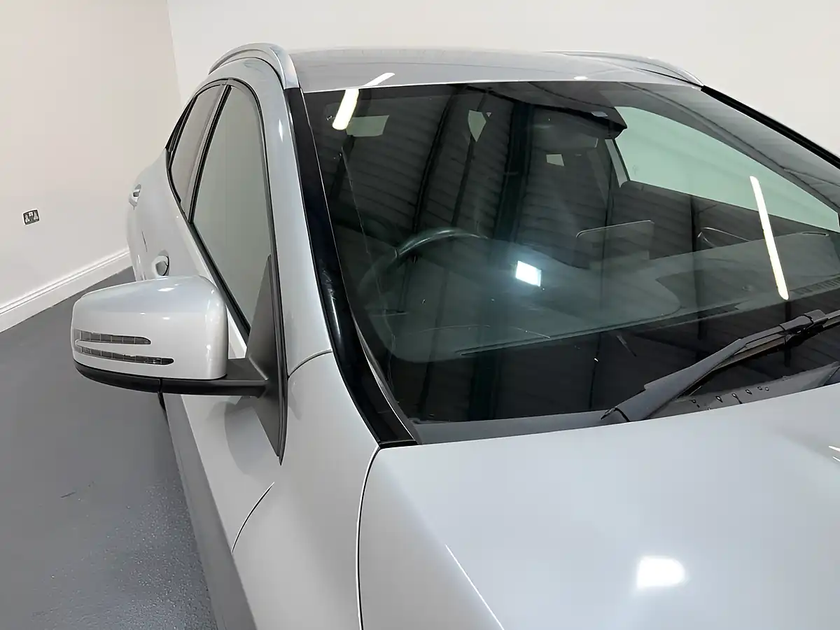 Used 2015 Mercedes-Benz Gla AMG Line Silver - Interior and Exterior details 5