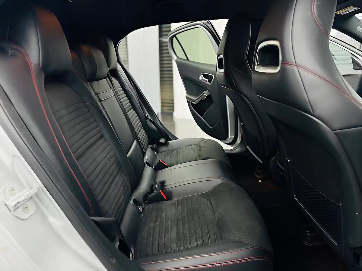 Used 2015 Mercedes-Benz Gla AMG Line Silver - Interior and Exterior details 12
