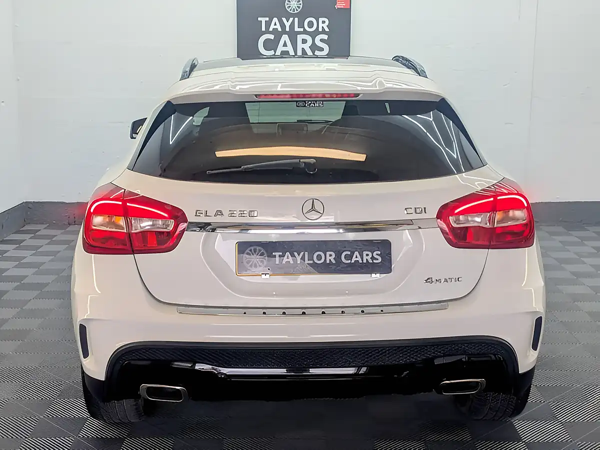 Used 2015 Mercedes-Benz Gla AMG Line White - Interior and Exterior details 6