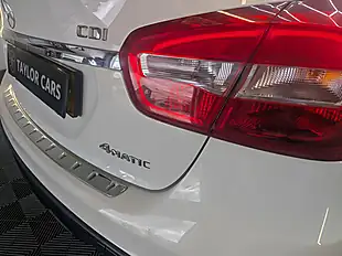 Used 2015 Mercedes-Benz Gla AMG Line White - Interior and Exterior details 7