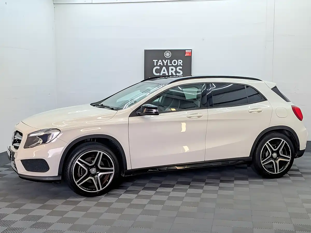 Used 2015 Mercedes-Benz Gla AMG Line White - Interior and Exterior details 9