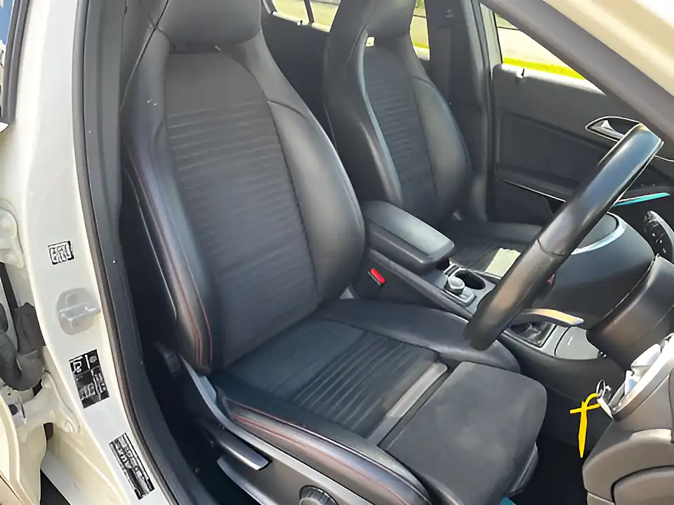 Used 2015 Mercedes-Benz Gla AMG Line White - Interior and Exterior details 10