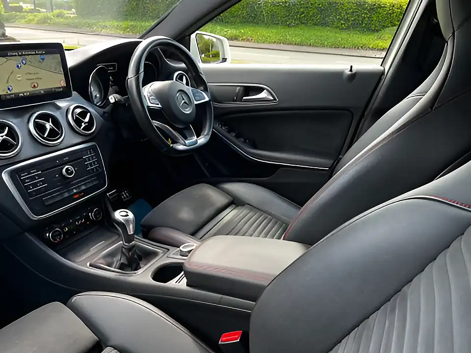 Used 2015 Mercedes-Benz Gla AMG Line White - Interior and Exterior details 11