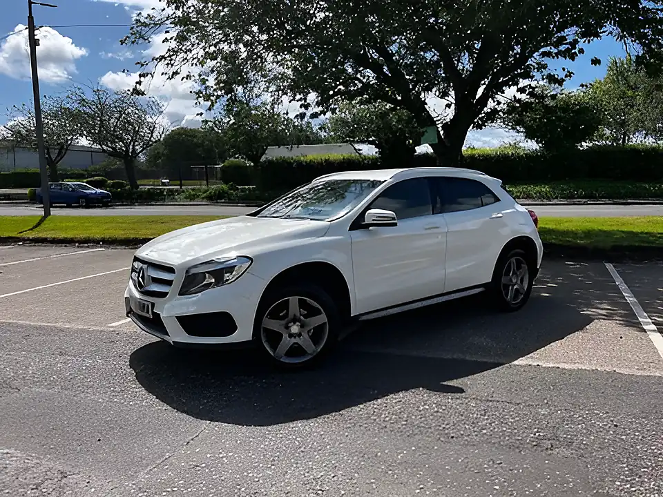 Used 2015 Mercedes-Benz Gla AMG Line White - Interior and Exterior details 13