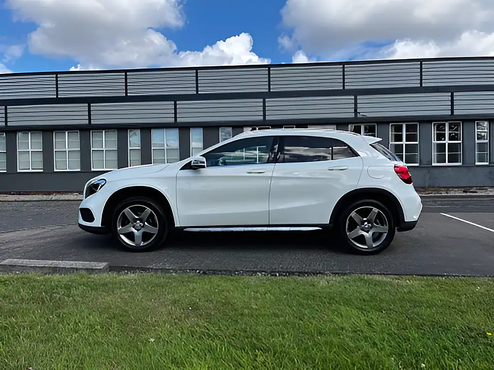 Used 2015 Mercedes-Benz Gla AMG Line White - Interior and Exterior details 2