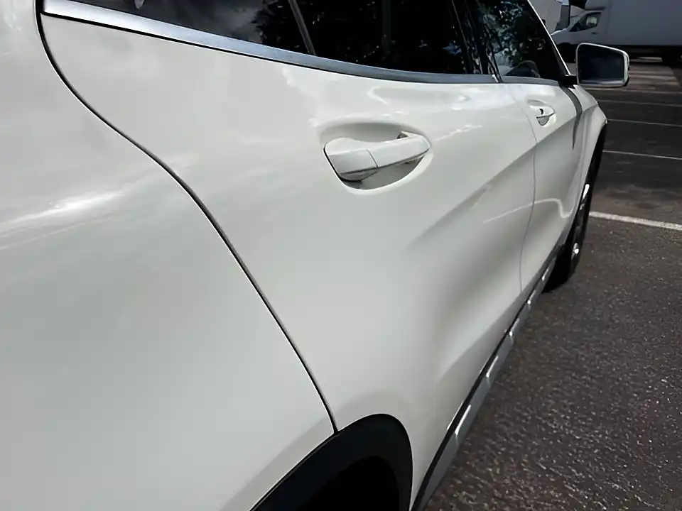 Used 2015 Mercedes-Benz Gla AMG Line White - Interior and Exterior details 20