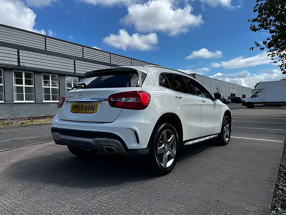 Used 2015 Mercedes-Benz Gla AMG Line White - Interior and Exterior details 7
