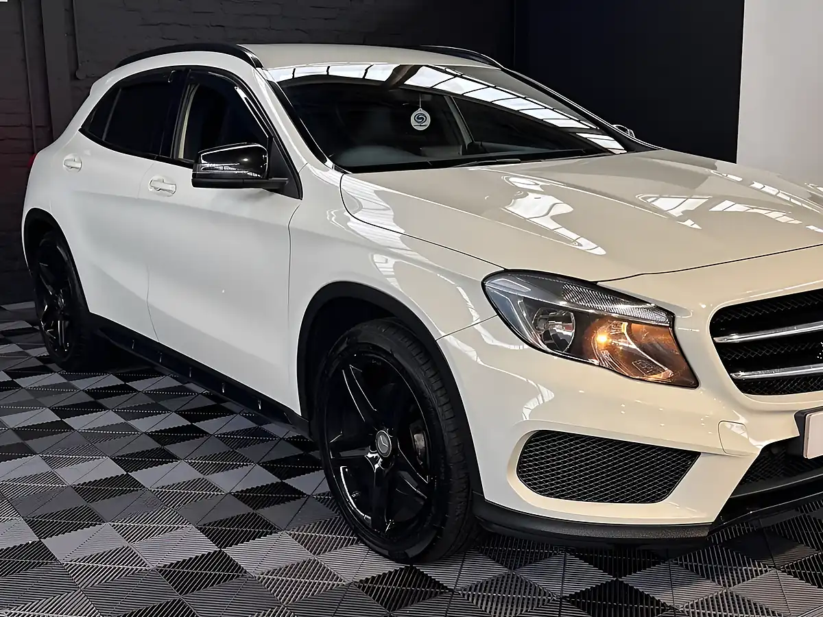 Used 2015 Mercedes-Benz Gla AMG Line White - Interior and Exterior details 15