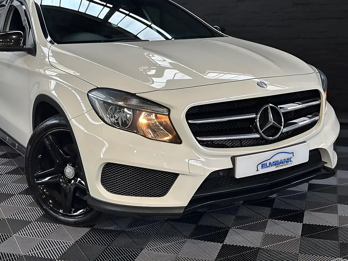 Used 2015 Mercedes-Benz Gla AMG Line White - Interior and Exterior details 16