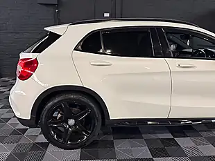 Used 2015 Mercedes-Benz Gla AMG Line White - Interior and Exterior details 7