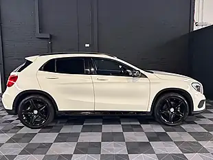 Used 2015 Mercedes-Benz Gla AMG Line White - Interior and Exterior details 9