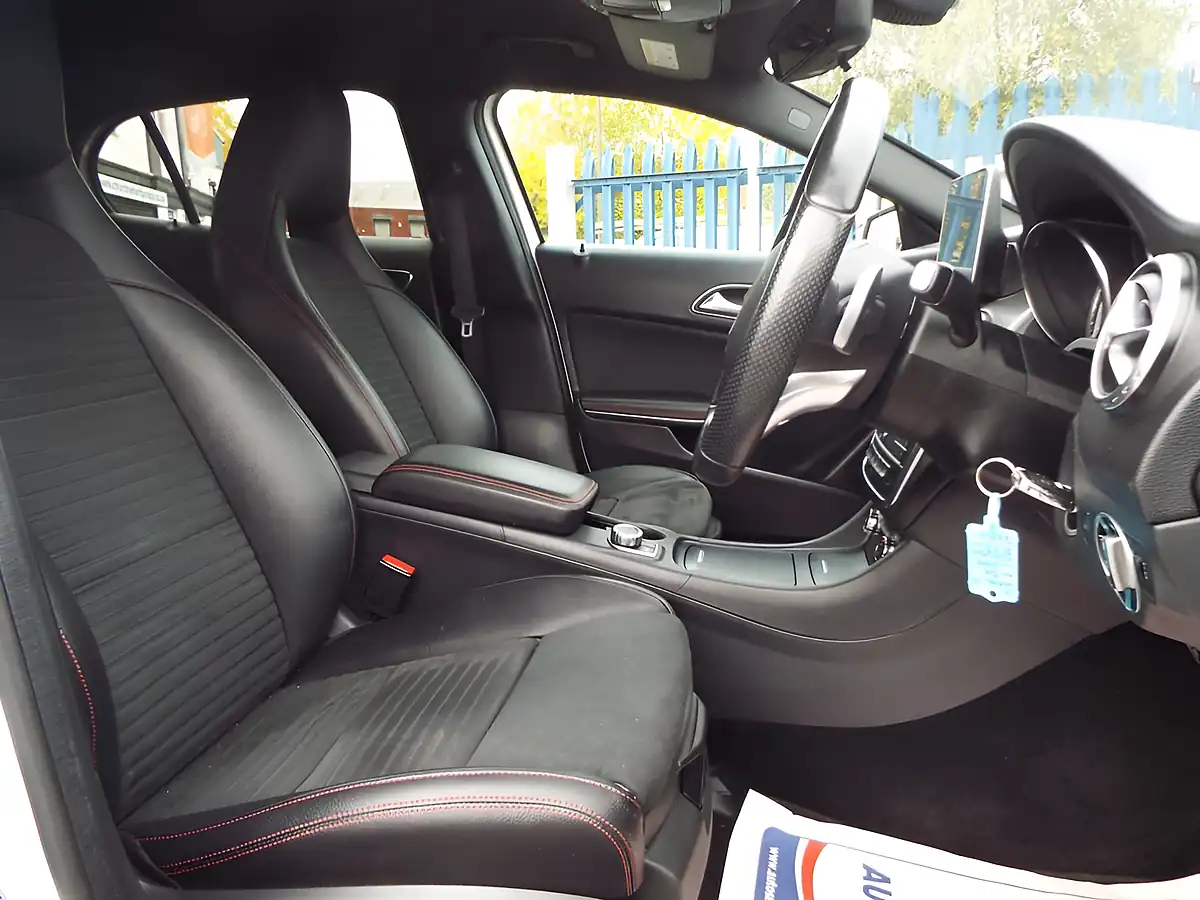 Used 2015 Mercedes-Benz Gla AMG Line White - Interior and Exterior details 10
