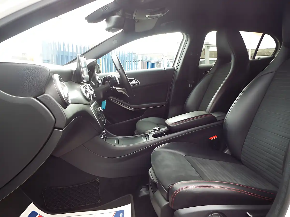 Used 2015 Mercedes-Benz Gla AMG Line White - Interior and Exterior details 12