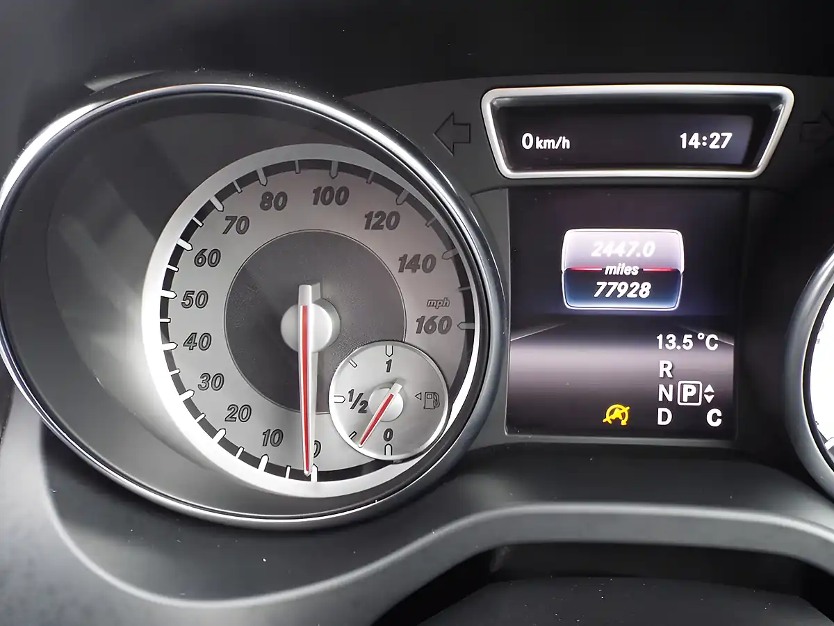Used 2015 Mercedes-Benz Gla AMG Line White - Interior and Exterior details 18
