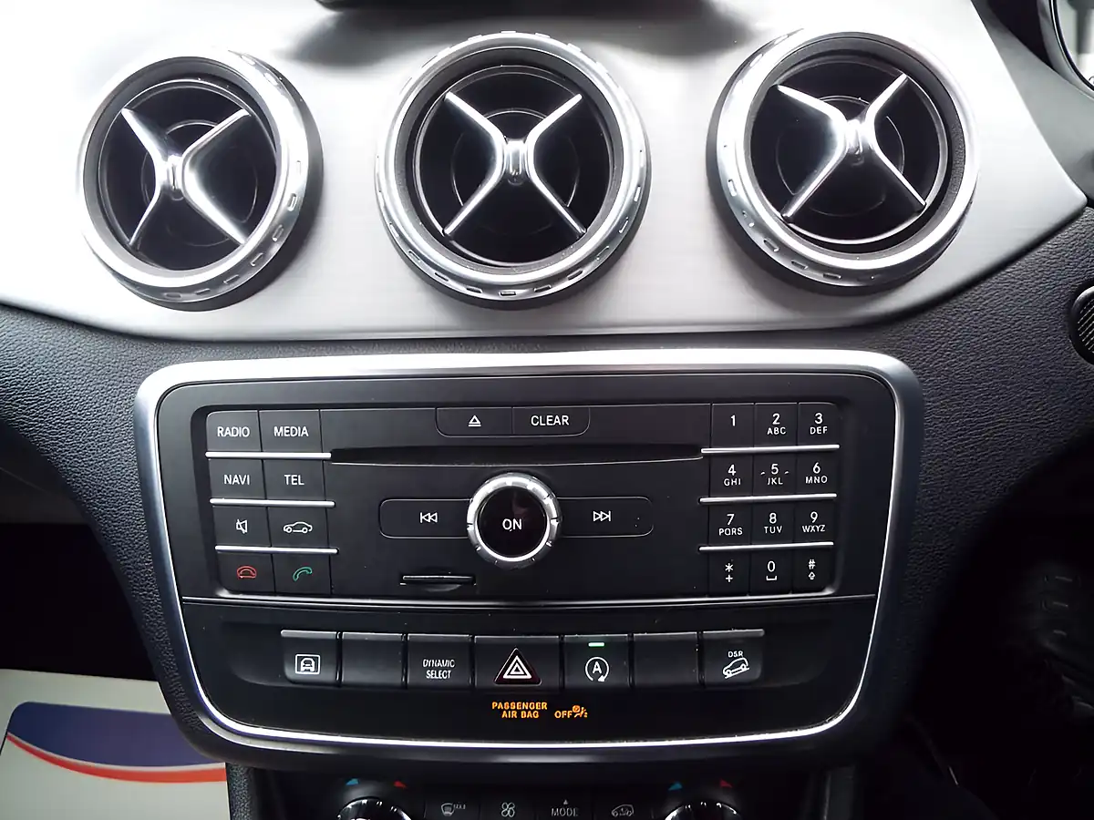 Used 2015 Mercedes-Benz Gla AMG Line White - Interior and Exterior details 19