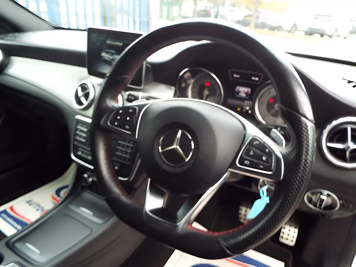 Used 2015 Mercedes-Benz Gla AMG Line White - Interior and Exterior details 20