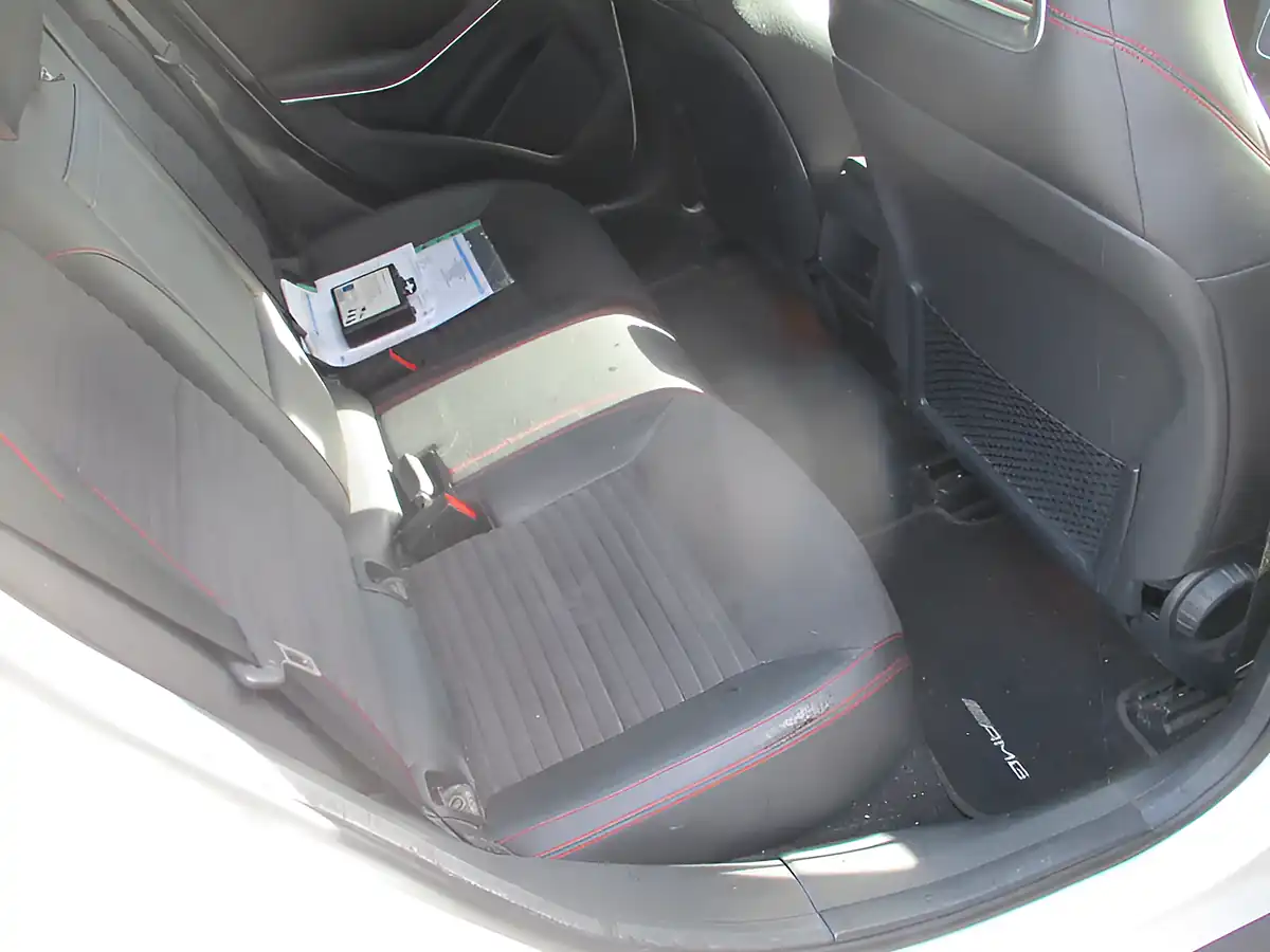 Used 2015 Mercedes-Benz Gla AMG Line White - Interior and Exterior details 10