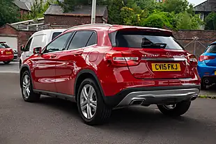 Used 2015 Mercedes-Benz Gla-Class Sport Jupiter Red - Interior and Exterior details 6