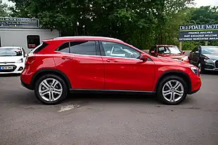 Used 2015 Mercedes-Benz Gla-Class Sport Jupiter Red - Interior and Exterior details 9