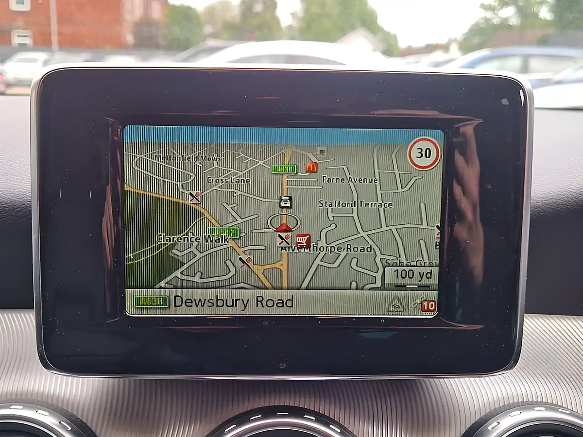 Used 2015 Mercedes-Benz Gla Sport Grey - Interior and Exterior details 13