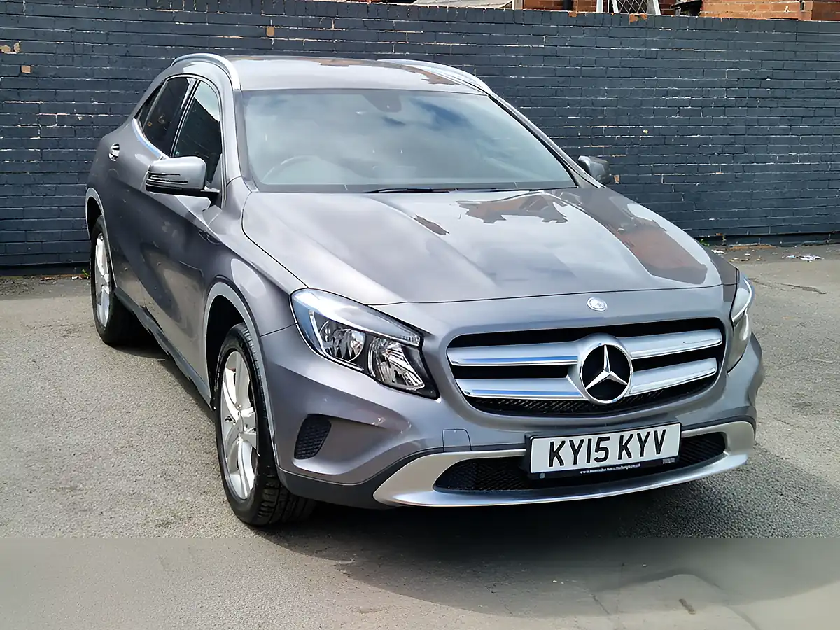 Used 2015 Mercedes-Benz Gla Sport Grey - Interior and Exterior details 3