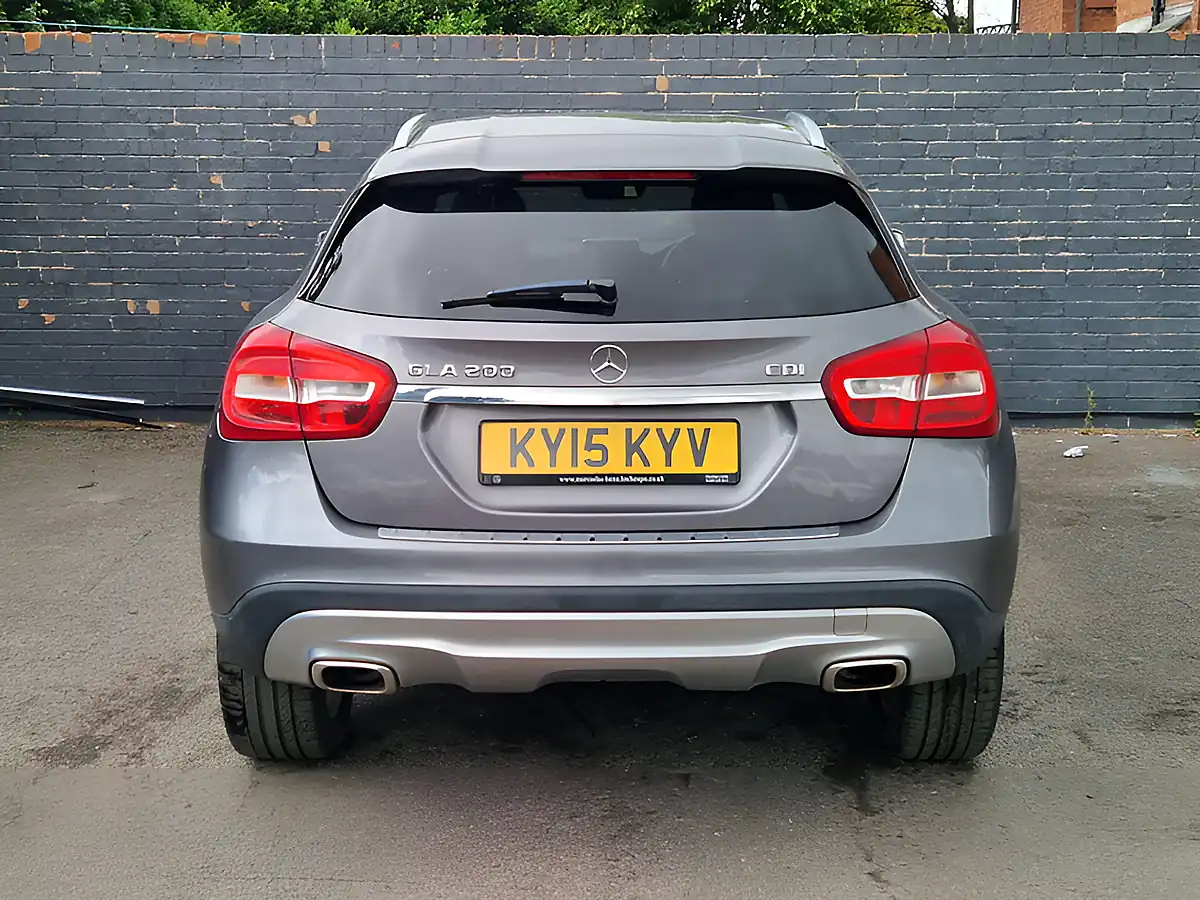 Used 2015 Mercedes-Benz Gla Sport Grey - Interior and Exterior details 9