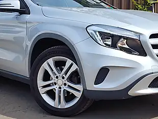 Used 2015 Mercedes-Benz Gla Sport Silver - Interior and Exterior details 2