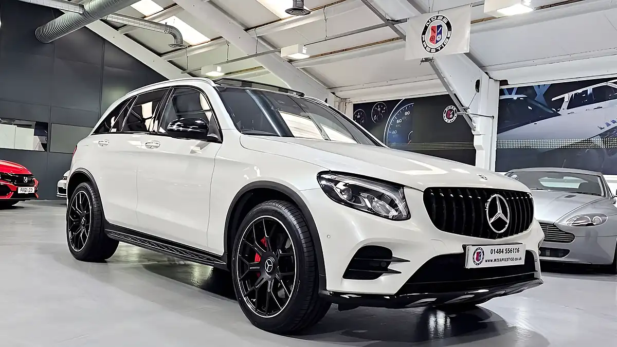 Used 2015 Mercedes-Benz Glc AMG Line Premium White - Interior and Exterior details 7