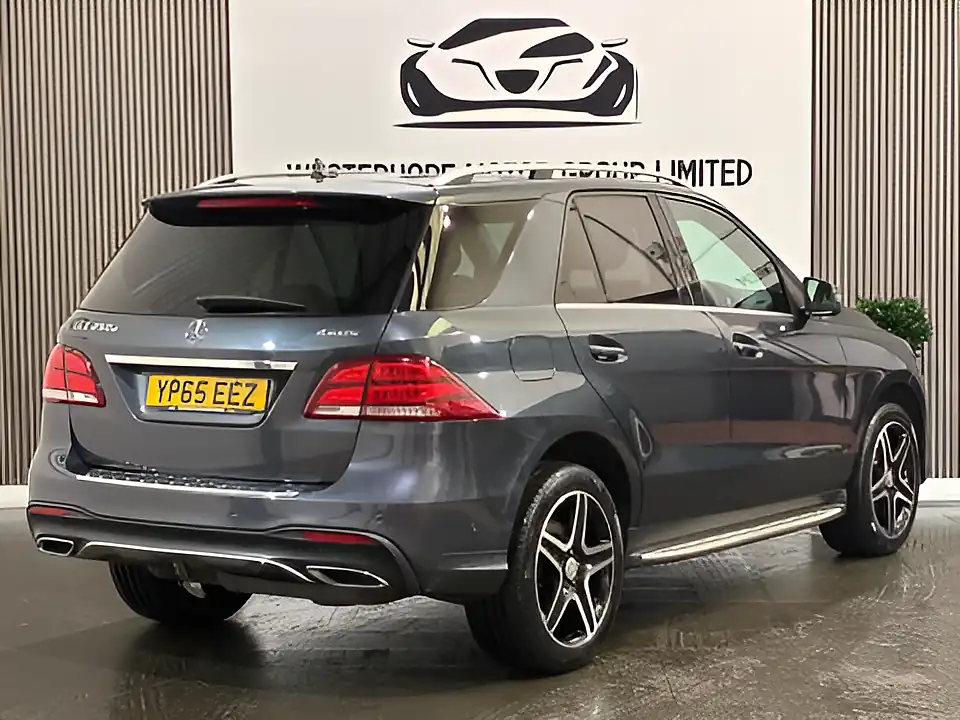 Used 2015 Mercedes-Benz Gle AMG Line (premium) Grey - Interior and Exterior details 4