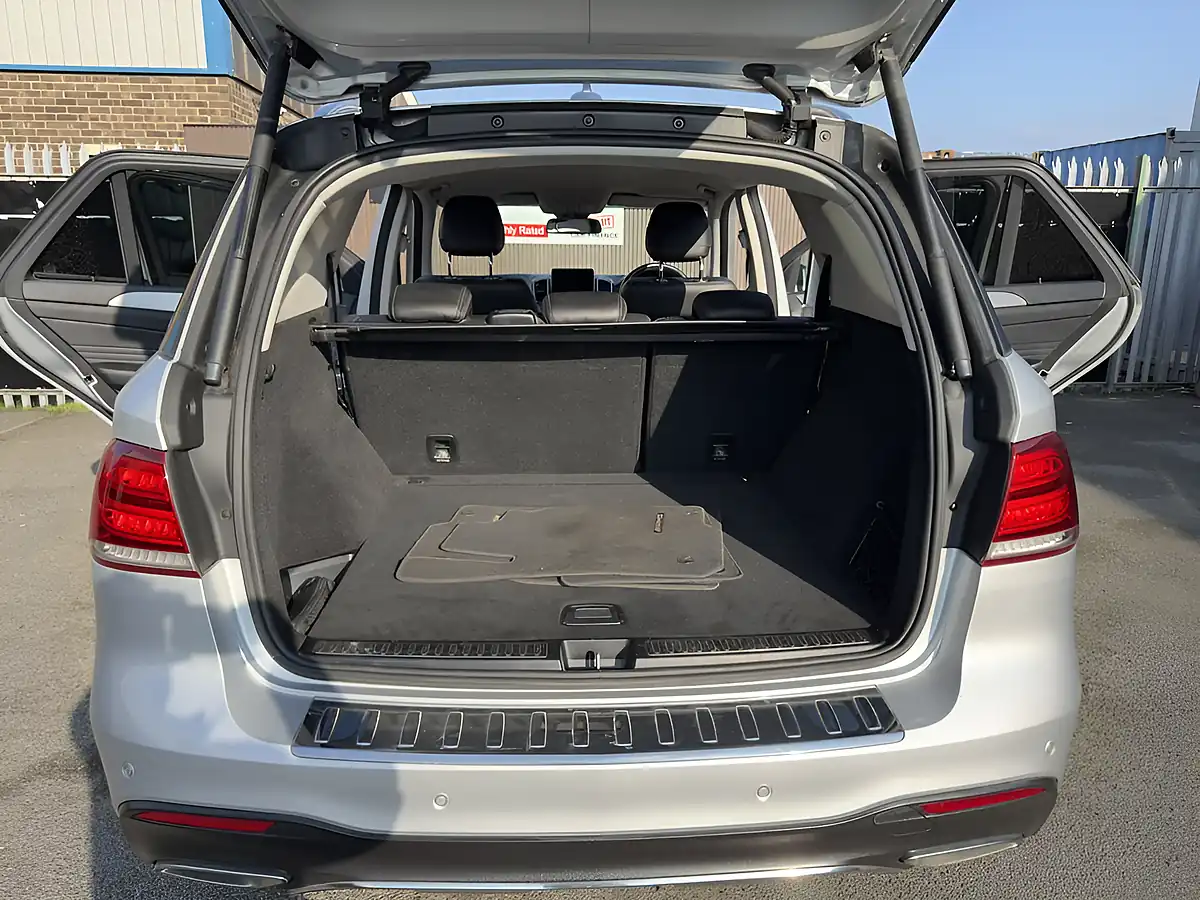 Used 2015 Mercedes-Benz Gle AMG Line Silver - Interior and Exterior details 14