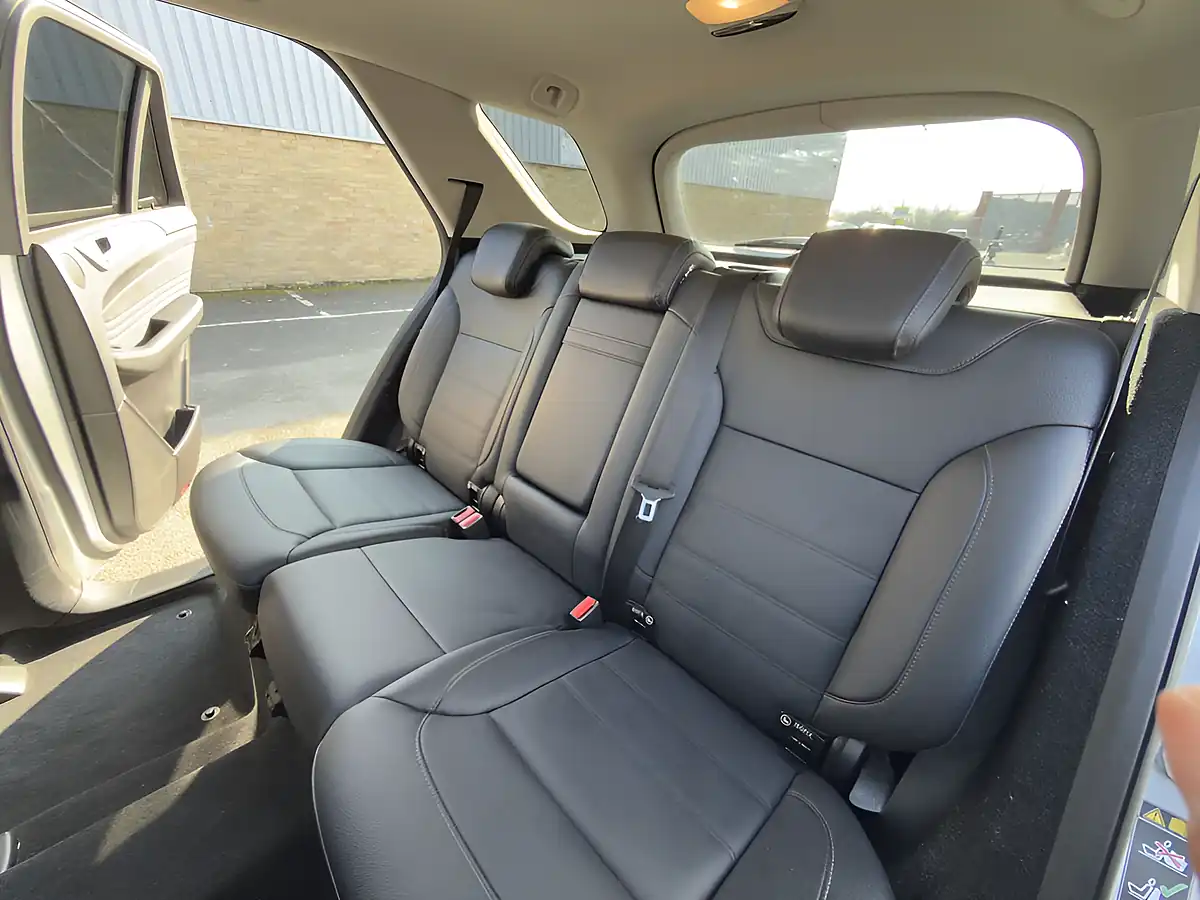 Used 2015 Mercedes-Benz Gle AMG Line Silver - Interior and Exterior details 20