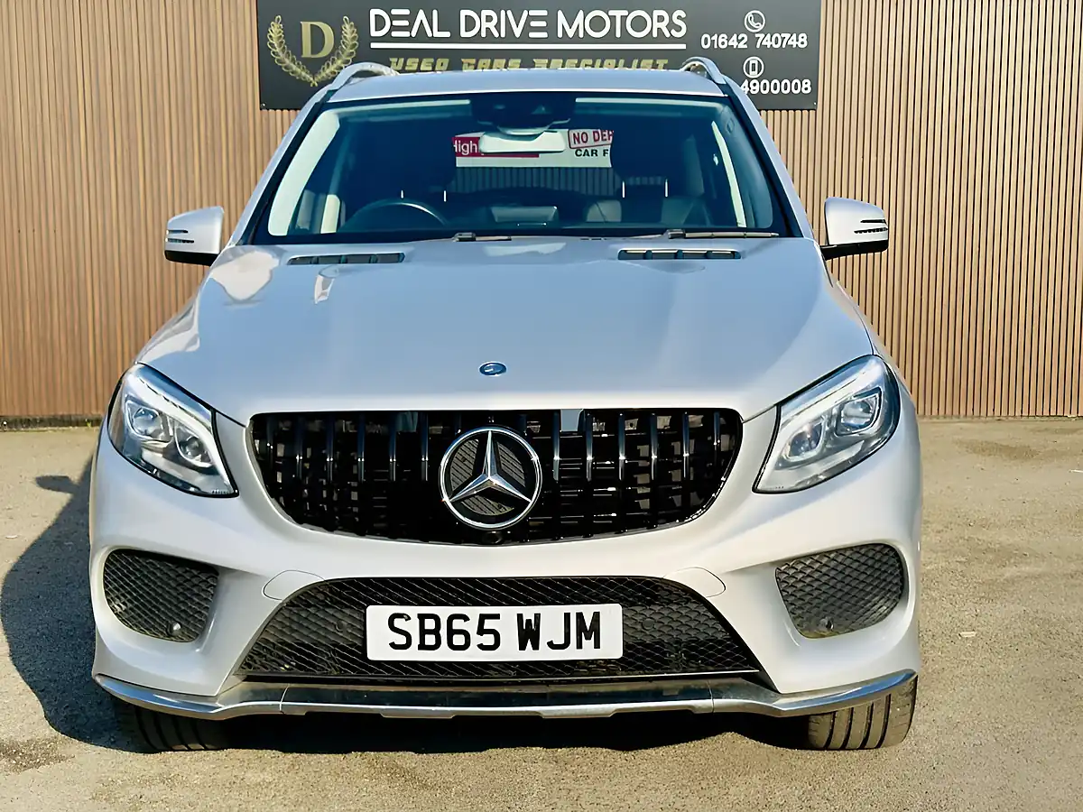 Used 2015 Mercedes-Benz Gle AMG Line Silver - Interior and Exterior details 3
