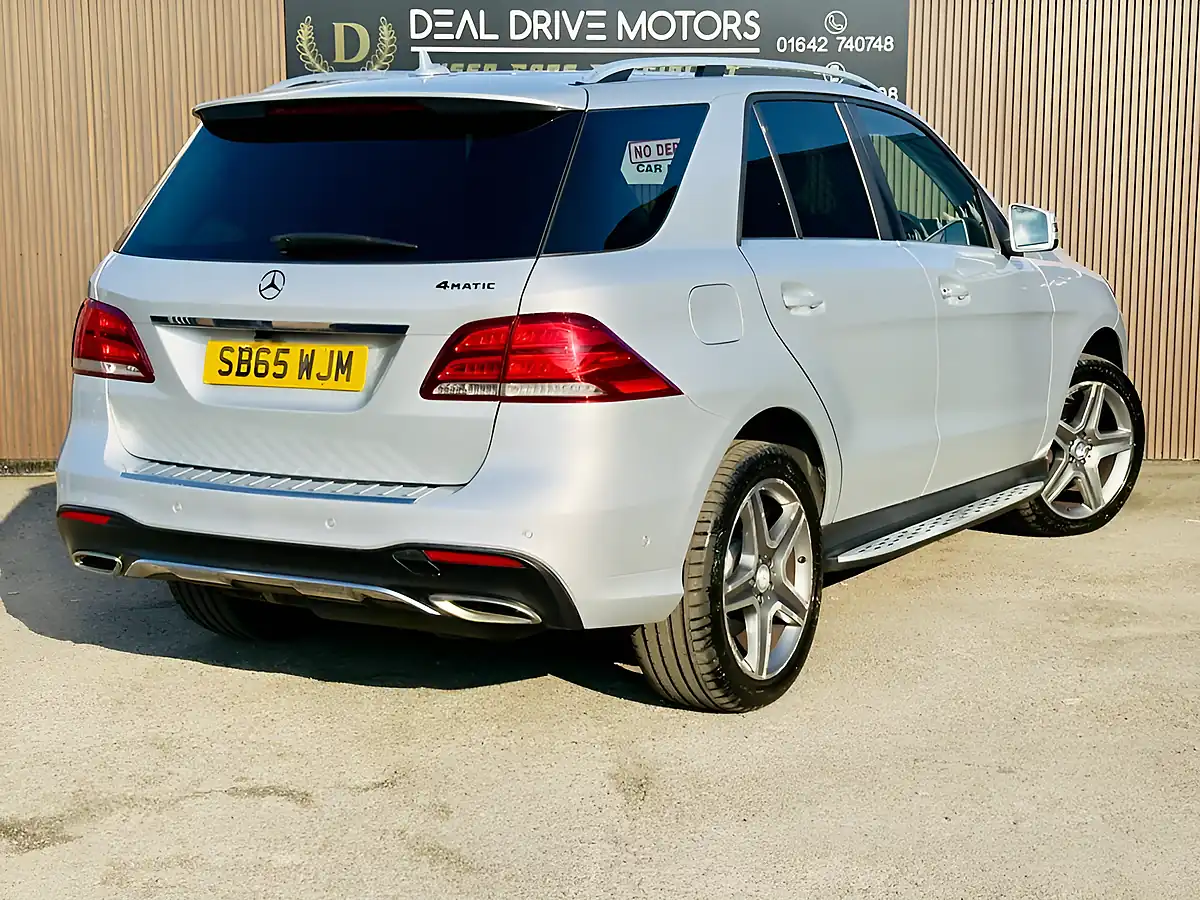 Used 2015 Mercedes-Benz Gle AMG Line Silver - Interior and Exterior details 8