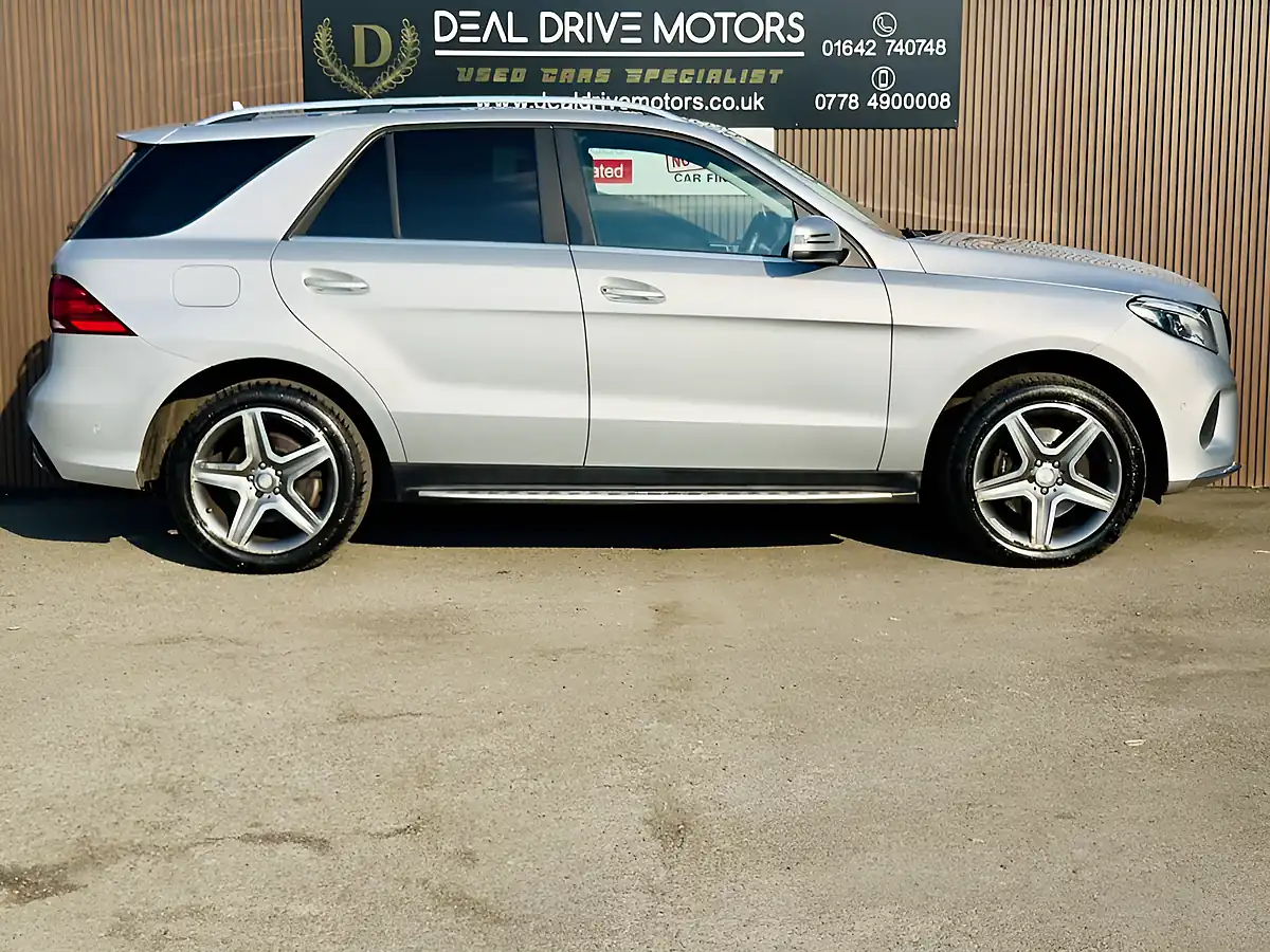 Used 2015 Mercedes-Benz Gle AMG Line Silver - Interior and Exterior details 9
