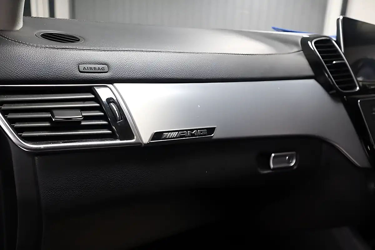 Used 2015 Mercedes-Benz Gle AMG Premium Plus Black - Interior and Exterior details 8