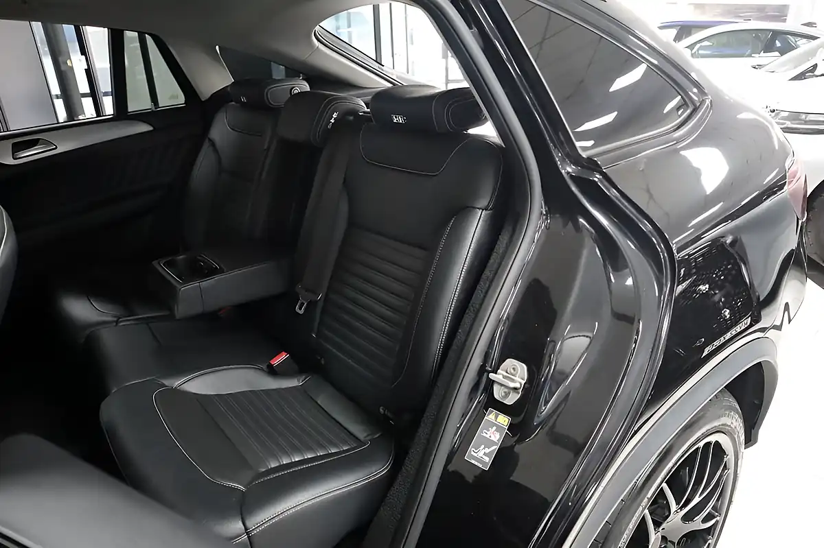 Used 2015 Mercedes-Benz Gle AMG Premium Plus Black - Interior and Exterior details 9