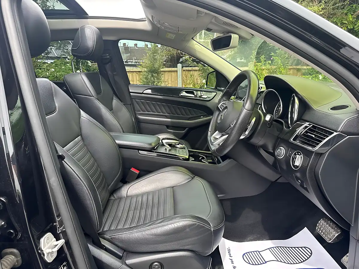 Used 2015 Mercedes-Benz Gle Premium Plus Black - Interior and Exterior details 10