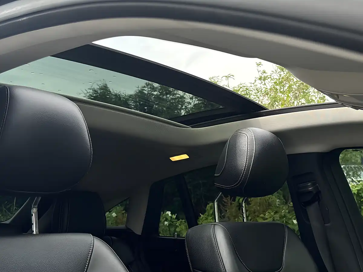 Used 2015 Mercedes-Benz Gle Premium Plus Black - Interior and Exterior details 18
