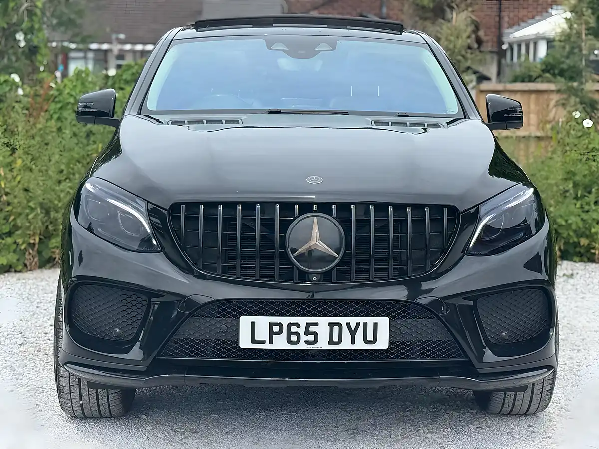 Used 2015 Mercedes-Benz Gle Premium Plus Black - Interior and Exterior details 4