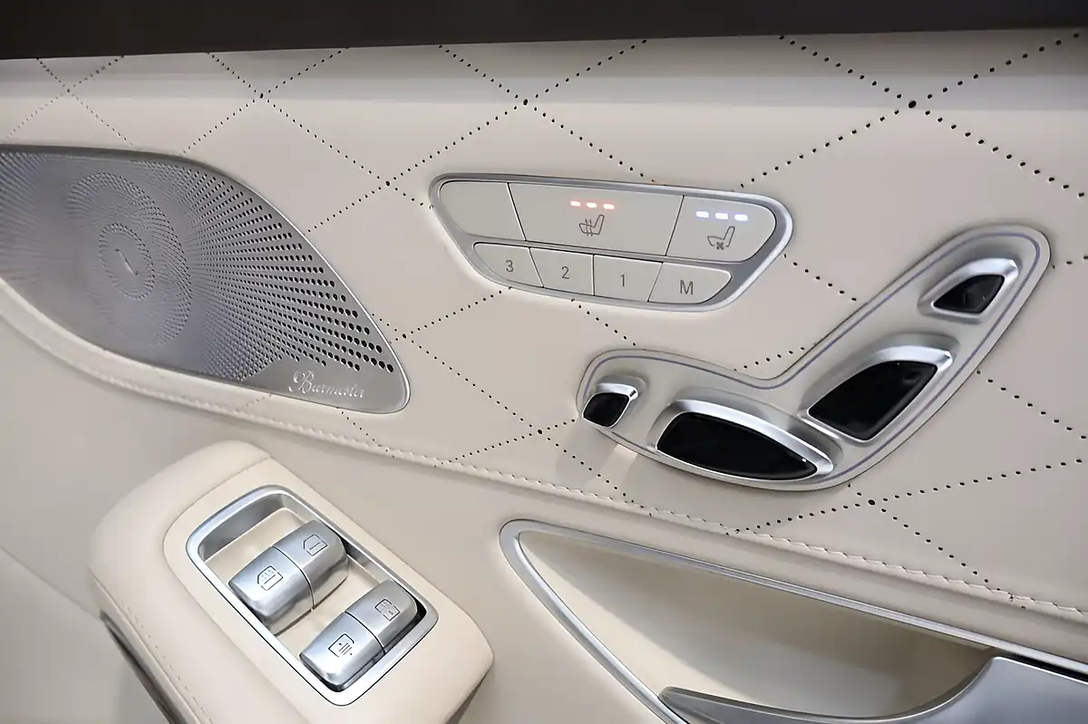 Used 2015 Mercedes-Benz Maybach S Class Maybach Black - Interior and Exterior details 19