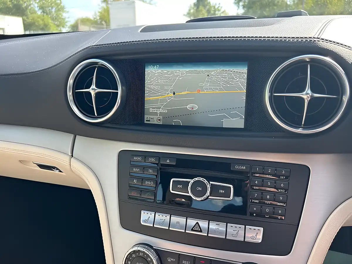 Used 2015 Mercedes-Benz Sl Class AMG Sport Designo Hyacinth Red Metallic - Interior and Exterior details 17